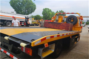 祝桥镇附近拖车电话号码服务