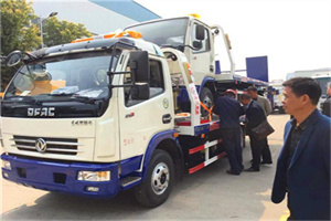 祝桥镇汽车道路救援拖车价格